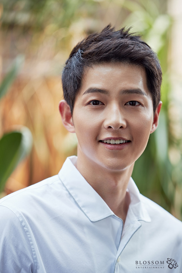 Song Joong Ki thừa nhận: amp;#34;Tôi nghe lời Song Hye Kyo vô điều kiệnamp;#34; - 1