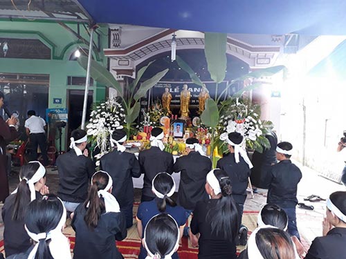 Ca sĩ Lê Tính tử vong từ tầng 10 chung cư ở Hà Nội vì nợ nần - 2