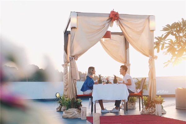 Cặp đôi hot nhất MXH đang tạo cơn sốt với trào lưu ảnh nền di động amp;#34;đánh dấu chủ quyềnamp;#34; - 12