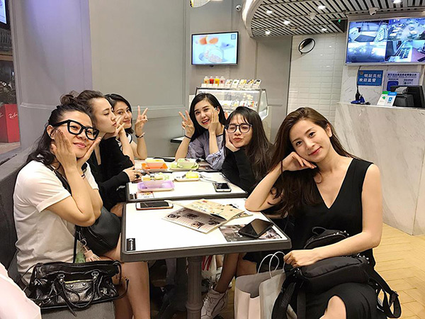 Dàn “thiên thần” bỉm sữa Hà Nội, ai cũng xinh đẹp, con ngoan, chồng chiều làm dân tình nghiêng ngả - 5