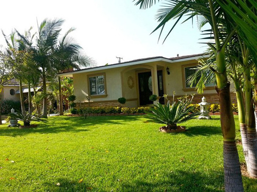 Quang Lê và khối gia sản amp;#34;khủngamp;#34; từ cát xê 4.000 USD một show diễn - 2