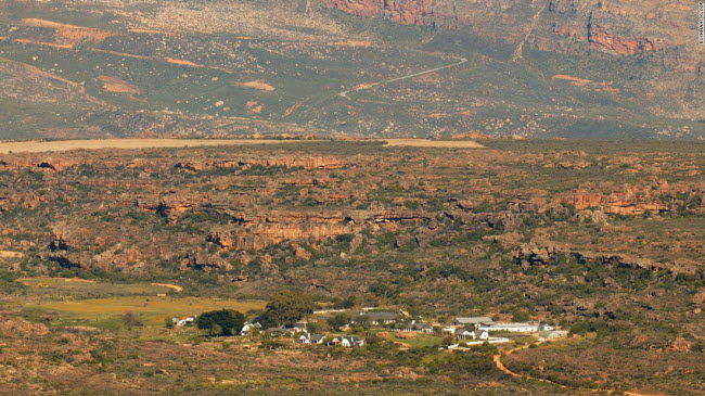 Khu bảo tồn Bushmans Kloof, Nam Phi: Khu nghỉ dưỡng và bảo tồn động vật hoang này nằm cách thành phố Cape Town khoảng 270km.
