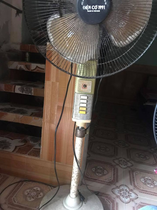Giới trẻ hào hứng khoe quạt điện cổ amp;#34;nhiều tuổi hơn cả mìnhamp;#34; mà vẫn dùng tốt, nhà bạn có không? - 4