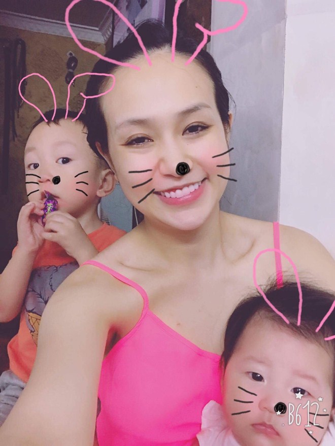 Ấm áp hình ảnh ông bố ngang tàng Tuấn Hưng bế gọn nàng amp;#34;công chúaamp;#34; nhỏ trên cánh tay - 7
