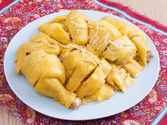 Nhờ bạn trai sinh viên y khoa chặt gà, cô gái choáng vì thành quả amp;#34;bá đạoamp;#34; - 17