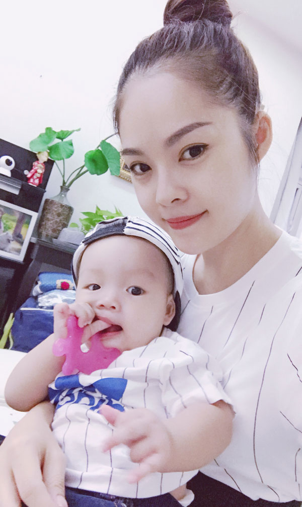 Dương Cẩm Lynh khoe con trai càng lớn càng giống bố như tạc - 6