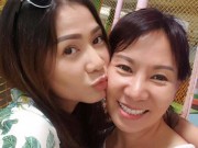 Làng sao - Sao Việt 24h qua: Ngỡ ngàng vì Thu Minh giống chị gái như "hai giọt nước"