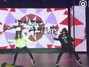 Làng sao - Không còn là "thần tiên tỷ tỷ", Lưu Diệc Phi thoát xác thành "gái nhảy" bên trai trẻ