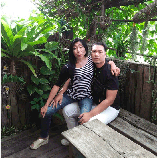 Nữ đại gia Thái Lan cũng amp;#34;phát ghenamp;#34; với người phụ nữ dù không đẹp nhưng có 2 soái ca chung tình - 1