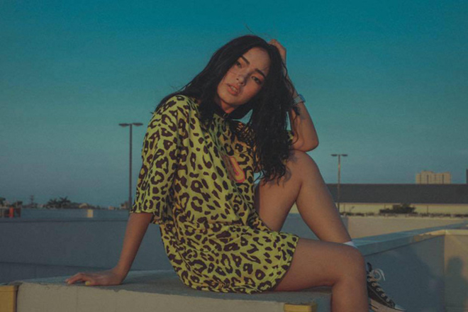 Để vừa sang chảnh lại kiêu kỳ hãy học theo ngay các bí kíp tạo dáng chụp ảnh này - 13