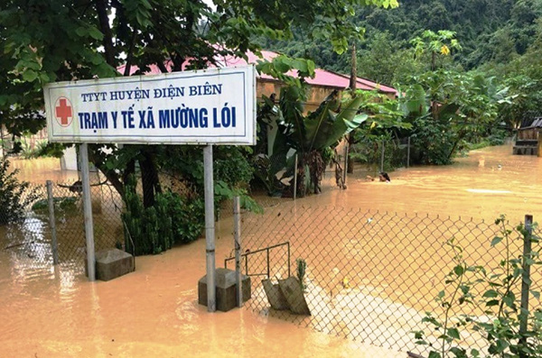 Lũ ống tràn về ngập gần lút đầu người ở Điện Biên, 3 người thiệt mạng - 2