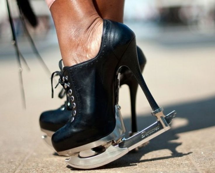 Những đôi giày “2 trong 1” khiến phụ nữ khóc thét nhưng cũng tò mò hết nấc - 6