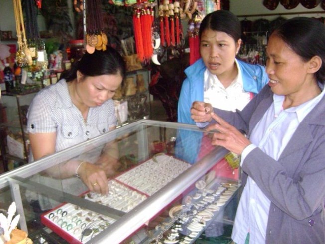 Nhẫn lông voi thật vẫn… giả - 1
