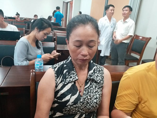 Vụ bé 14 tháng tuổi bị bạo hành đến hôn mê: Ông bà nội ngoại ngỡ ngàng khi biết mình có cháu - 2