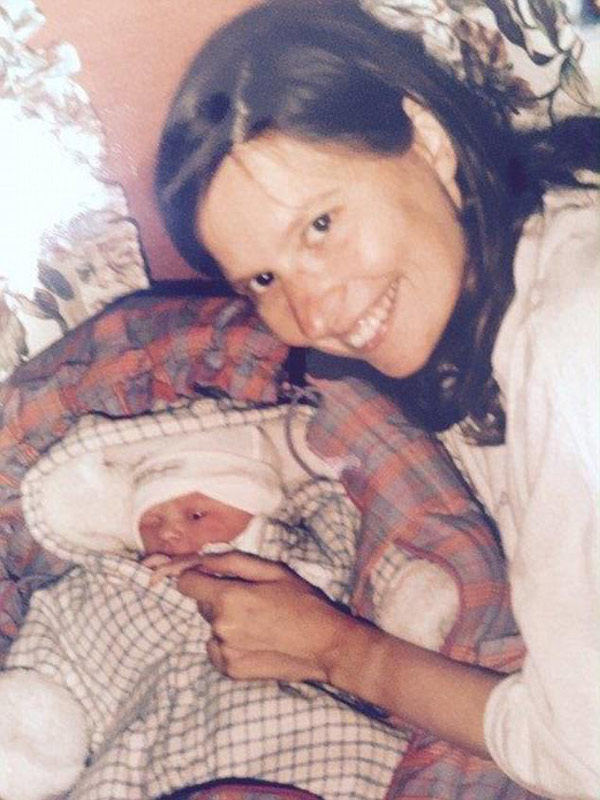 Cái kết ngoài sức tưởng tượng của người mẹ từ chối cho con sơ sinh hóa trị ung thư máu - 2