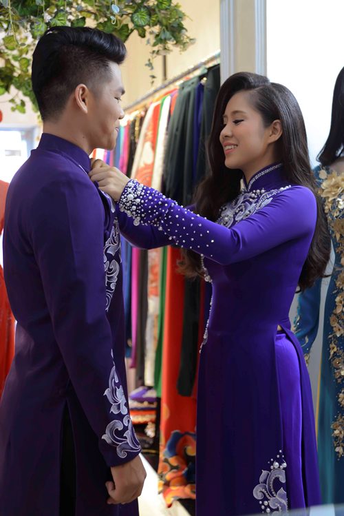 Bí mật bộ áo dài cưới giúp cô dâu Lê Phương trẻ trung xinh đẹp bên chú rể kém 7 tuổi - 1