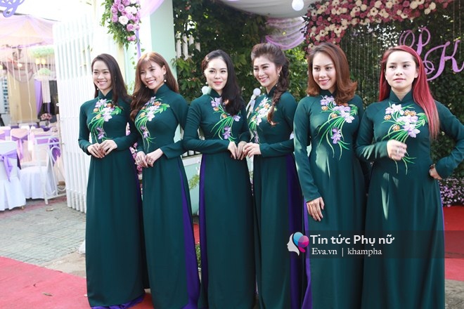Đội phù dâu, phù rể hot nhất hôm nay: Nhiều sao Việt có gia đình nhận bê tráp ở lễ vu quy của Lê Phương - 7
