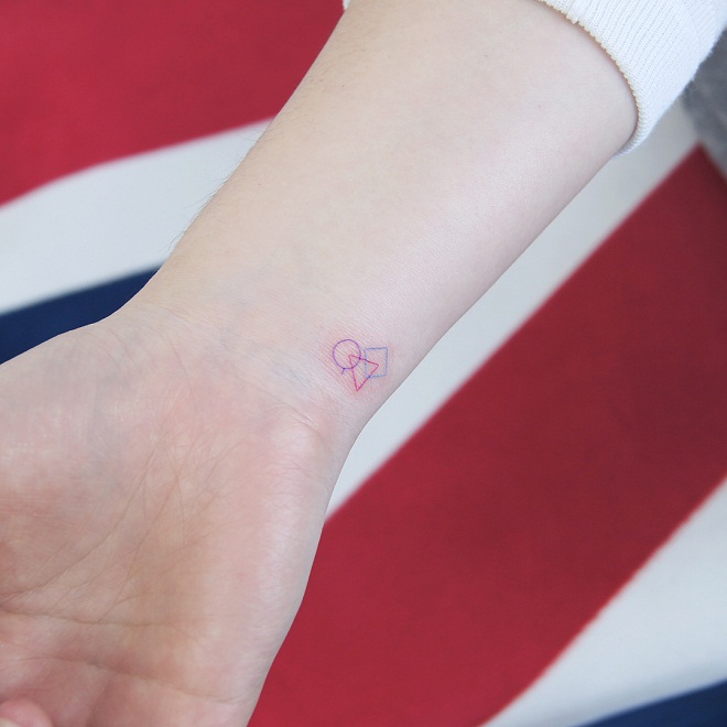 Gợi ý những hình xăm ở tay đẹp mà không quá hầm hố cho phái nữ - 6