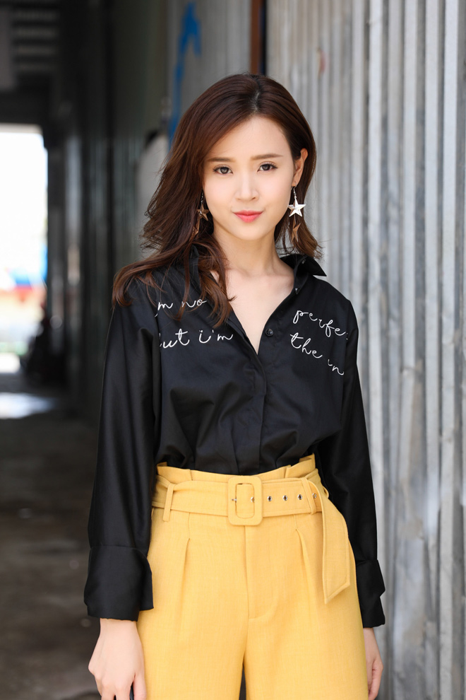 Midu trổ tài stylist khiến Lan Khuê khác lạ bất ngờ - 2