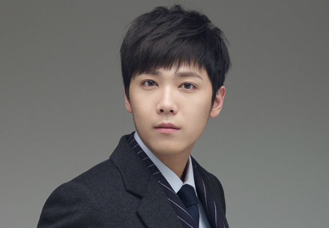 Song Hye Kyo chuẩn bị lấy Song Joong Ki, fan amp;#34;đau lòngamp;#34; vứt bỏ gối in hình cô vì thất vọng - 2