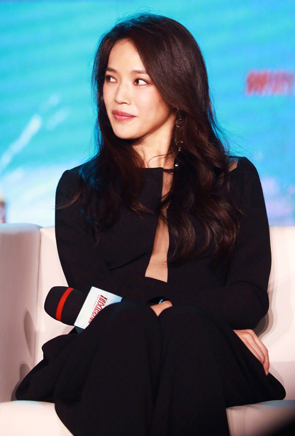 Báo chí khẳng định Thư Kỳ - Phùng Đức Luân chia tay, không ngờ cả hai lại quá ngọt ngào - 4