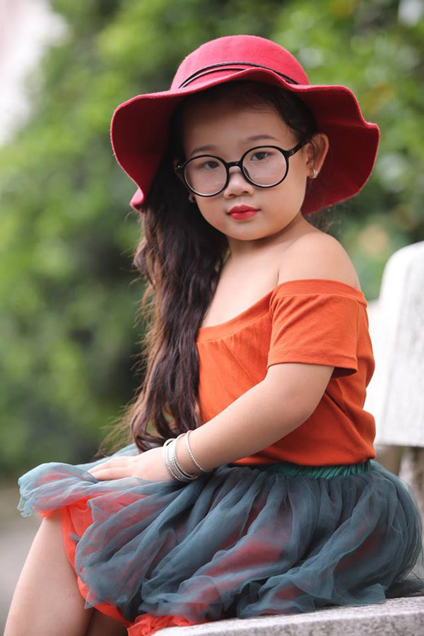 Cô bé nhút nhát “lột xác” thành siêu mẫu nhí - 5