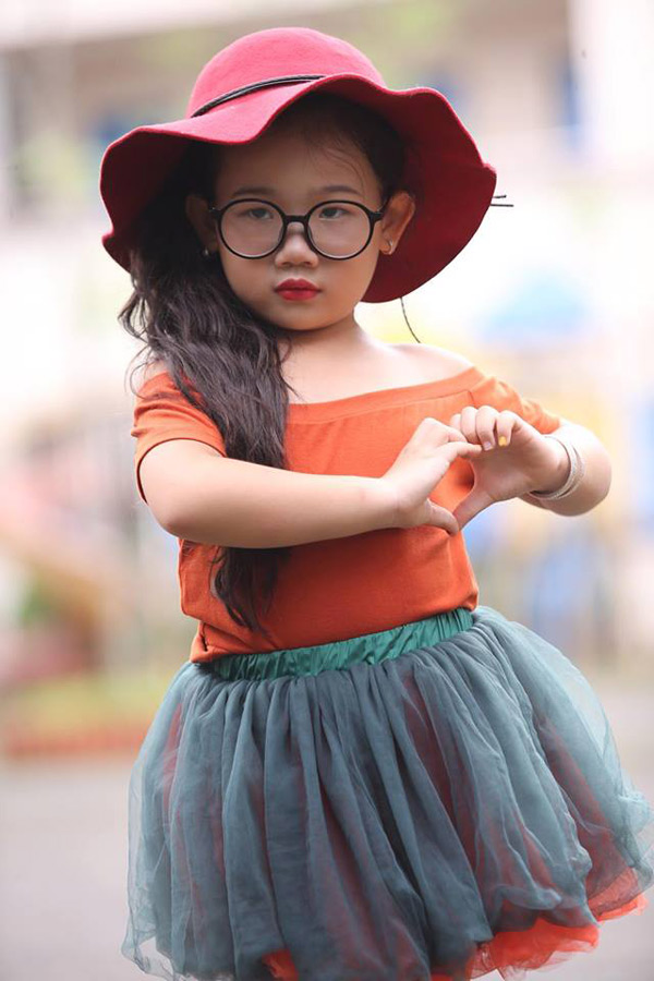 Cô bé nhút nhát “lột xác” thành siêu mẫu nhí - 6