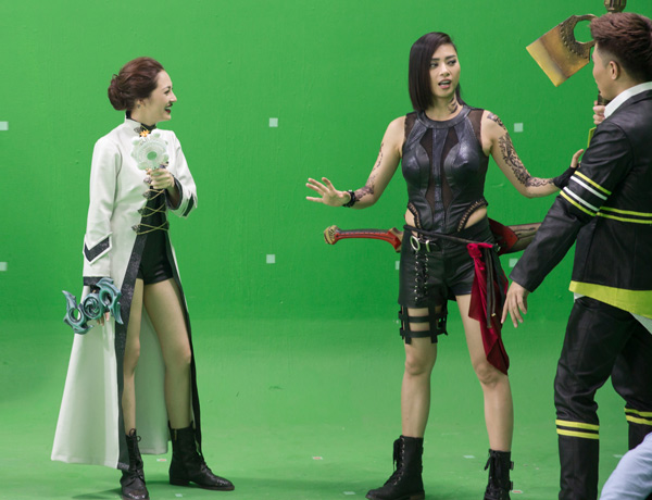 Ngô Thanh Vân xăm trổ đầy mình so tài với amp;#34;đả nữamp;#34; Bảo Anh - 8