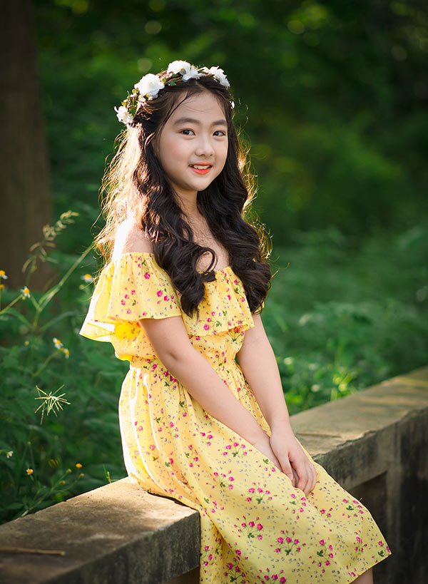 Bé gái Hải Dương 9 tuổi cao 1m47, cằm V-line thanh tú tự nhiên đúng chuẩn “hoa hậu” - 4