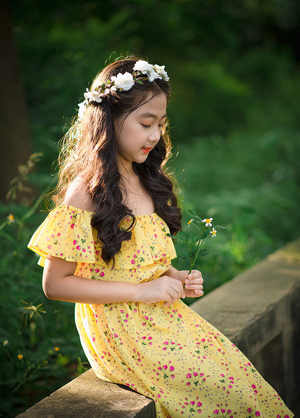 Bé gái Hải Dương 9 tuổi cao 1m47, cằm V-line thanh tú tự nhiên đúng chuẩn “hoa hậu” - 6