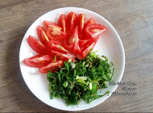 Canh cá khoai nấu chua thơm ngọt mà giải ngán hiệu quả - 3