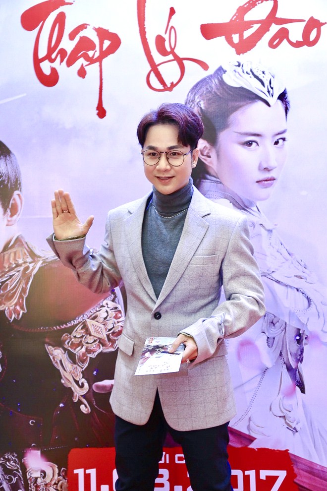 Hạnh Thúy và các sao Việt hớn hở khi đi xem amp;#34;Tam sinh tam thếamp;#34; của Lưu Diệc Phi - 10