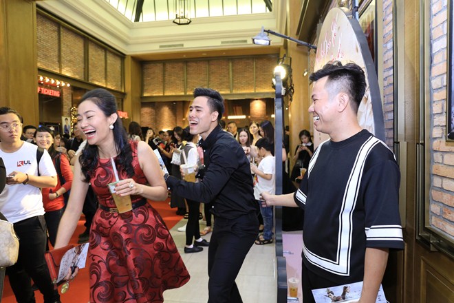 Hạnh Thúy và các sao Việt hớn hở khi đi xem amp;#34;Tam sinh tam thếamp;#34; của Lưu Diệc Phi - 5