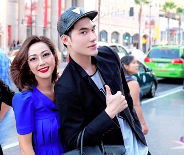 Những bà mẹ amp;#34;đẹp như hoa hậuamp;#34; trong showbiz Việt - 15
