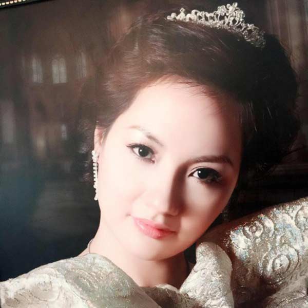 Những bà mẹ amp;#34;đẹp như hoa hậuamp;#34; trong showbiz Việt - 3