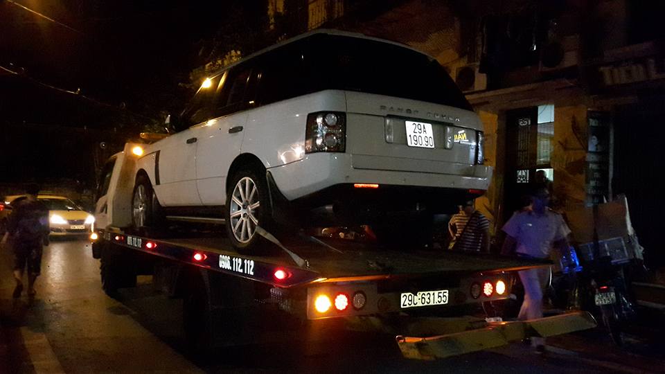 Danh tính tài xế Range Rover tông bé trai 2 tuổi tử vong - 1