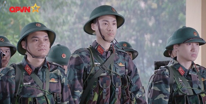 Sao nhập ngũ: Khắc Việt trải lòng xúc động cảm xúc vào quân ngũ, Huy Cung suýt bị đuối nước - 2