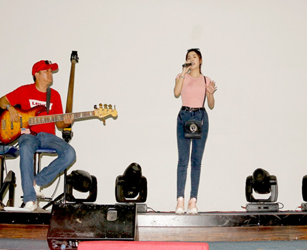 amp;#34;Ngọc nữ Boleroamp;#34; Tố My đáp trả khôn khéo trước tin đồn tình ái với Quý Bình - 4