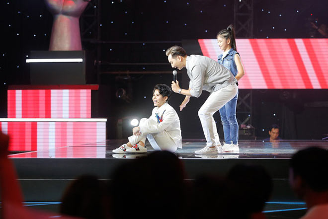 TV Show: Hoàng Thùy bị thí sinh phản đối; Vietnam Idol Kids amp;#34;nhường bướcamp;#34; The Voice Kids - 9