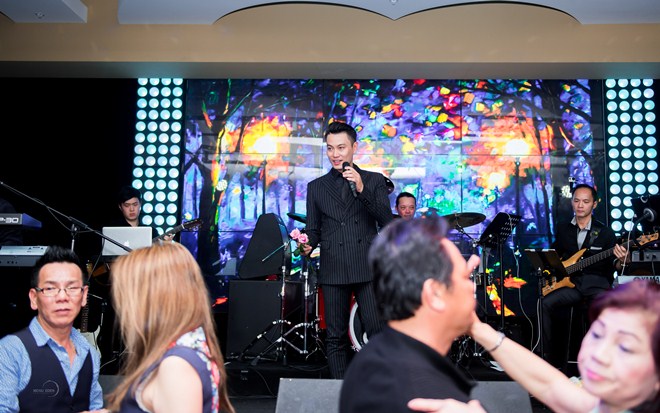 Diễn viên/ca sĩ Phúc Lâm xuất hiện điển trai ở Úc, ngày càng thành công sau Thần tượng Bolero - 6