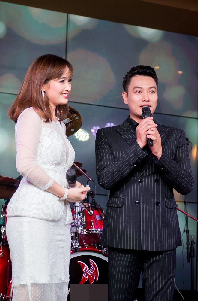 Diễn viên/ca sĩ Phúc Lâm xuất hiện điển trai ở Úc, ngày càng thành công sau Thần tượng Bolero - 1