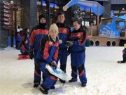 Làng sao - Lộ ảnh đại gia kim cương đi du lịch cùng vợ con sau khi chia tay Hồ Ngọc Hà