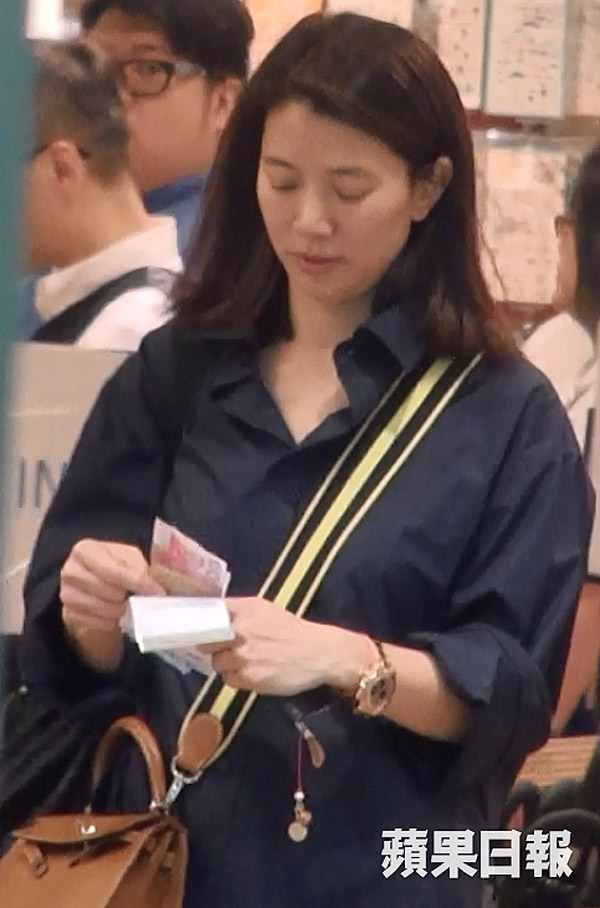 Ngôi sao 24/7: amp;#34;Hoàng Dungamp;#34; Chu Ân: amp;#34;Ngày cưới, không được Châu Tinh Trì chúc phúcamp;#34; - 7