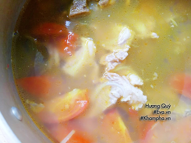 Tuyệt chiêu nấu bún ốc sườn sụn thơm lừng góc bếp đãi cả nhà bữa sáng cuối tuần - 5