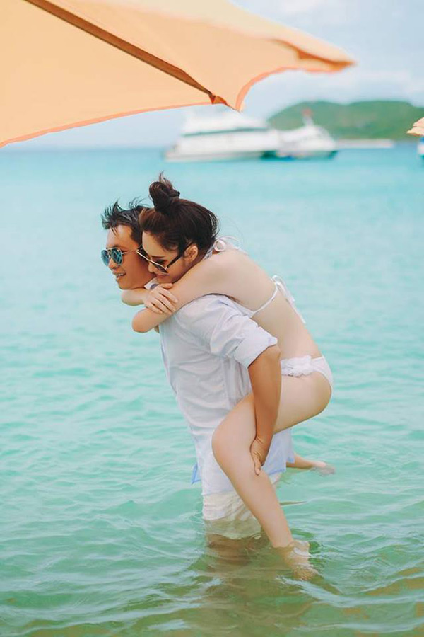 amp;#34;Tan chảyamp;#34; với bộ ảnh ngọt ngào nhân 5 năm ngày cưới của Di Băng và chồng đại gia - 3