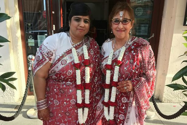 Bí mật amp;#34;động trờiamp;#34; được che giấu suốt gần 20 năm của cặp đôi đồng tính nữ - 2