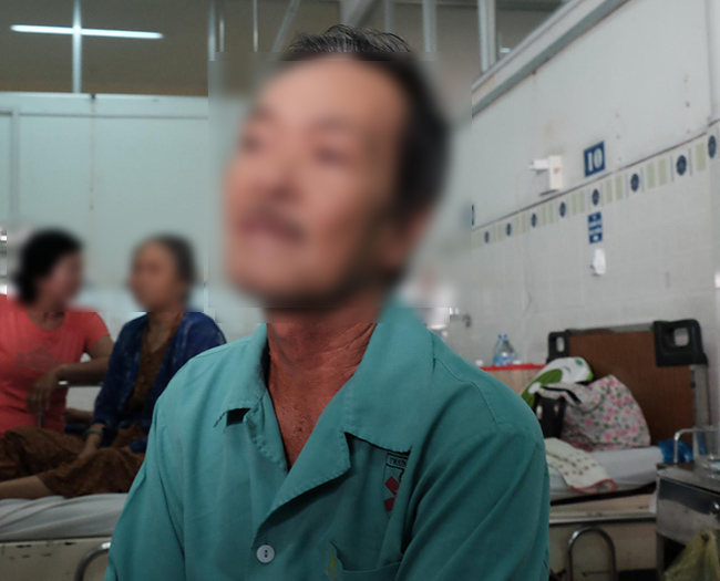 Long An: Vợ đang khóc thương bên linh cữu, người chồng bất ngờ vẫy tay sống lại - 2