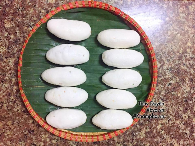 Cách làm bánh rán mặn đơn giản đúng chuẩn mềm trong giòn ngoài - Bếp Eva