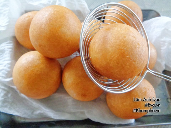 Cách làm bánh rán nhân đậu xanh thơm ngon đơn giản tại nhà - 9