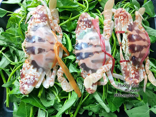 Canh ghẹ nấu rau muống nóng hổi ngọt lịm, cả nhà húp xì xụp - 1